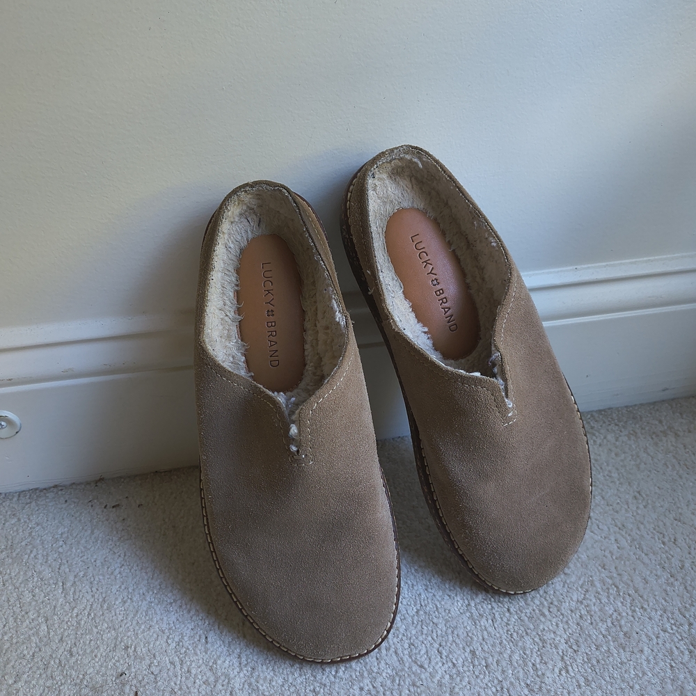 Lucky Brand Textured Sole Footwear